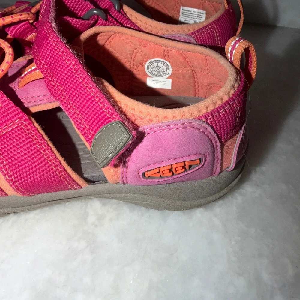 Keen durable closed